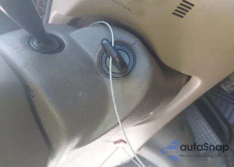 2006 Toyota Corolla Ce z USA, uszkodzony, nr VIN 1NXBR32E26Z644797